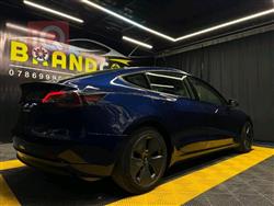 تێسلا مۆدێل 3